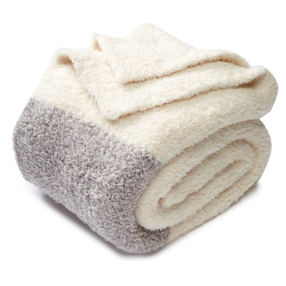 Barefoot Dreams Other - Barefoot dreams CozyChic Stripe Throw